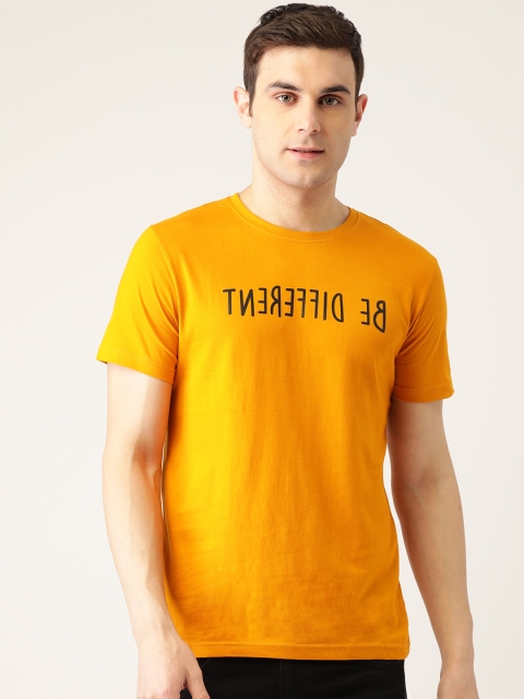 

PRINTOCTOPUS Men Mustard Yellow Pure Cotton Printed Detail Round Neck T-shirt