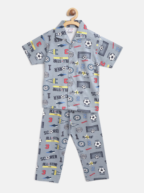 

NAUTI KIDZ Boys Grey & Black Pure Cotton Football Printed Night Suit