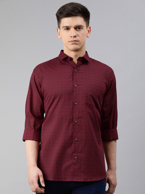 

MILLENNIAL MEN Men Maroon & Black Regular Fit Printed Casual Shirt