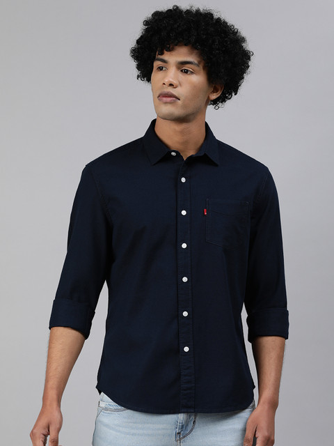 

Levis Men Navy Blue Slim Fit Solid Casual Shirt