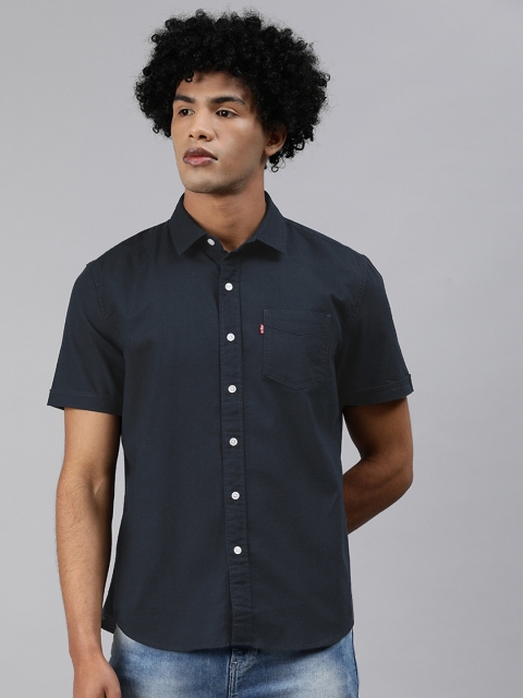 

Levis Men Navy Blue Slim Fit Solid Casual Shirt