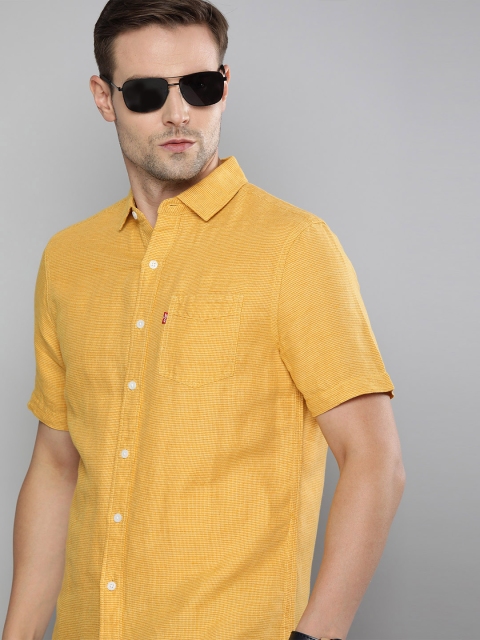 

Levis Men Yellow Checked Slim Fit Solid Casual Shirt