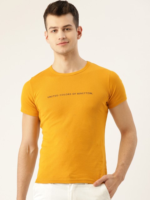 

United Colors of Benetton Men Mustard Yellow Solid Round Neck T-Shirt