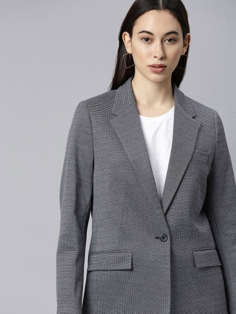 

Mast & Harbour Women Charcoal Grey Solid Double Breasted Boyfriend Casual Blazer