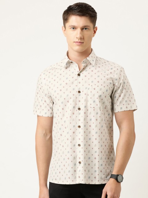 

Burnt Umber Men Beige & Maroon Geometric Print Pure Cotton Slim Fit Casual Shirt