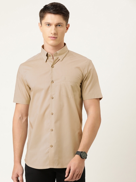 

Burnt Umber Men Beige & Black Regular Fit Printed Casual Shirt