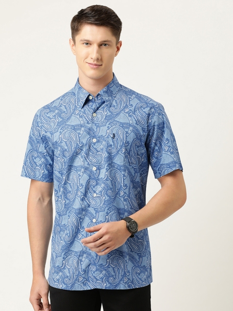 

Burnt Umber Men Blue & White Regular Fit Printed Casual Shirt