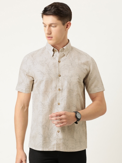 

Burnt Umber Men Beige & Black Floral Print Regular Fit Casual Shirt