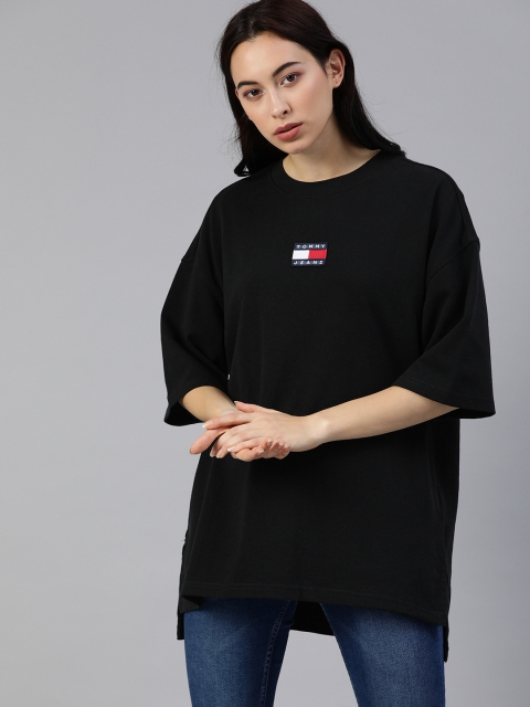 

Tommy Hilfiger Women Black Solid Pure Cotton Round Neck Oversized T-shirt