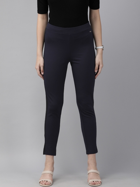 

Park Avenue Women Navy Blue Solid Jeggings