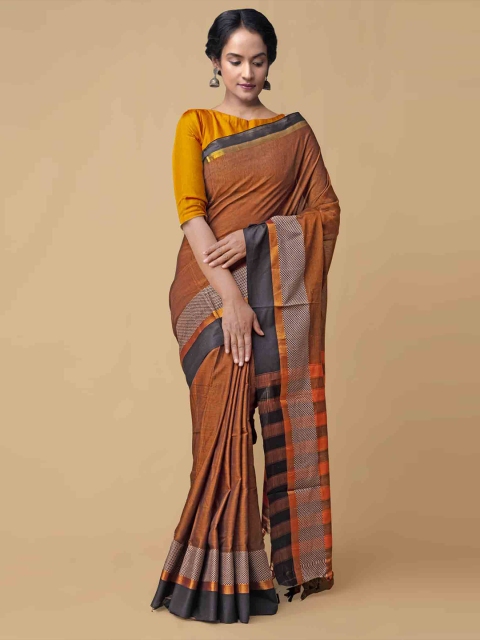 

Unnati Silks Orange Pure Cotton Solid Handloom Narayan Peth Saree