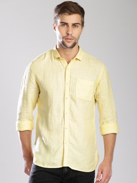 

Bossini Yellow Linen Contemporary Fit Casual Shirt