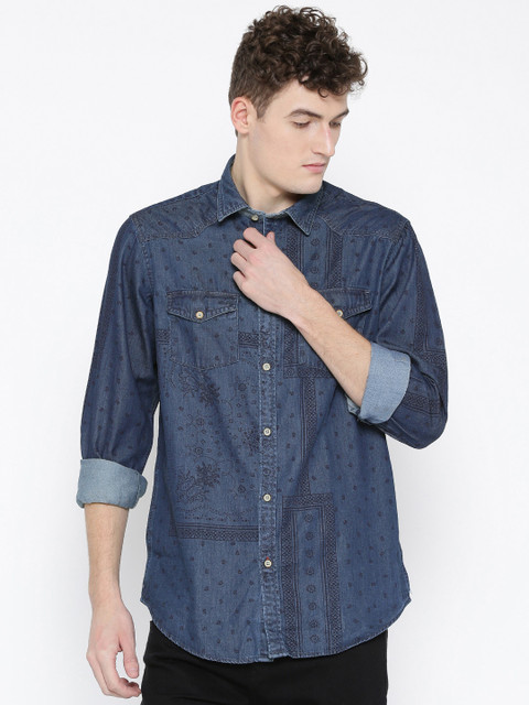 

CODE by Lifestyle Men Navy Blue Regular Fit Checked Casual Shirt