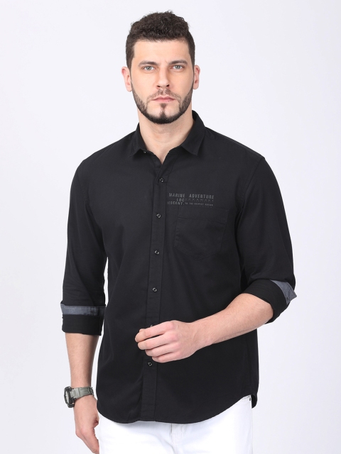 

FOGA Men Black Regular Fit Solid Casual Shirt