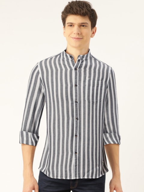 

Flying Machine Men White & Grey Slim Fit Striped Casual Shirt