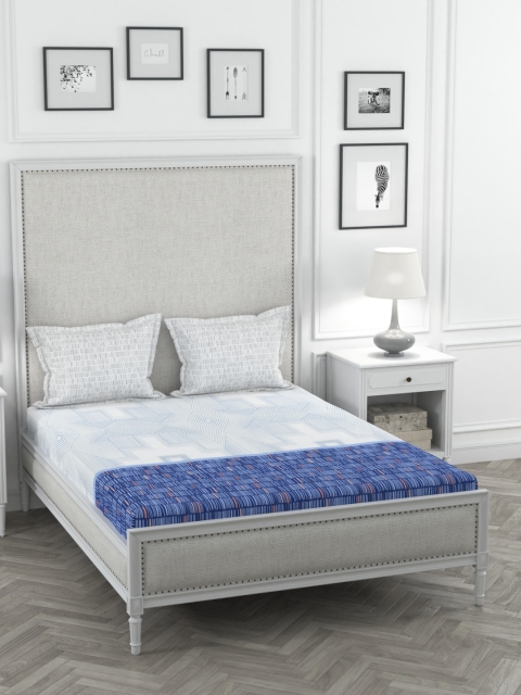 

Portico New York Blue & White Abstract Queen Bedsheet with 2 Pillow Covers