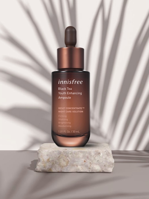 

Innisfree Unisex Black Tea Youth Enhancing Ampoule Serum 30 ml, Bronze
