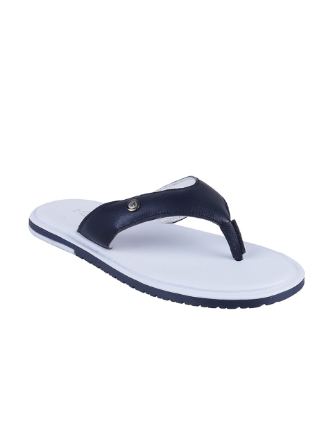 

Metro Men Blue & White Comfort Sandals