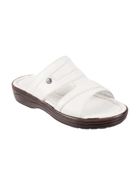 

Metro Men White Sandals