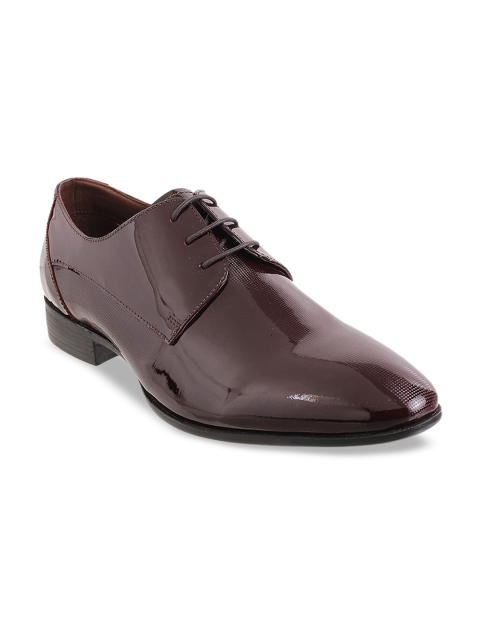 

Metro Men Maroon Solid Leather Formal Derbys