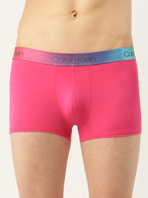 

Calvin Klein Underwear Men Pink Solid Low-Rise Trunks NB2709TPZ