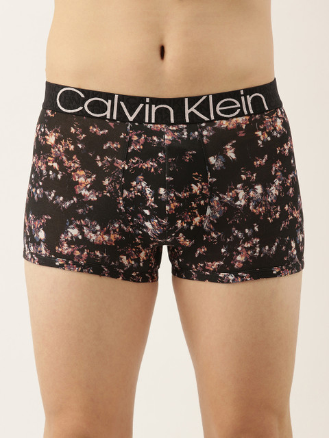 

Calvin Klein Underwear Men Black Floral Print Trunks NB2848KE0