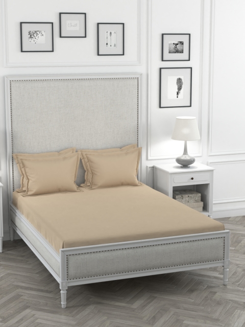 

Portico New York Gold-Coloured 400TC Sustainable King Bedsheet With 4 Pillow Covers