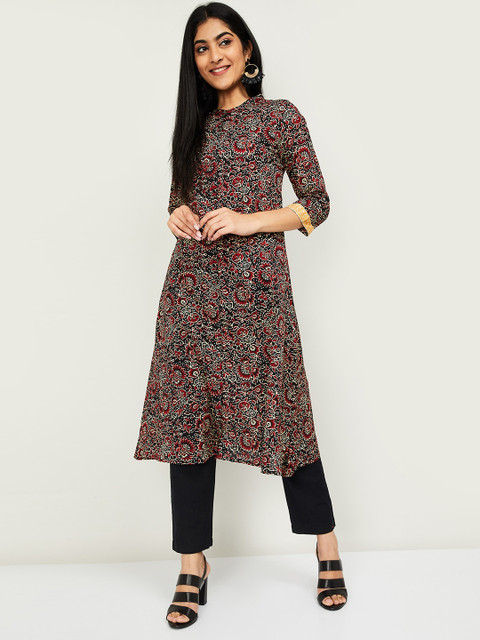

Melange by Lifestyle Women Black & Maroon Printed Straight Kurta