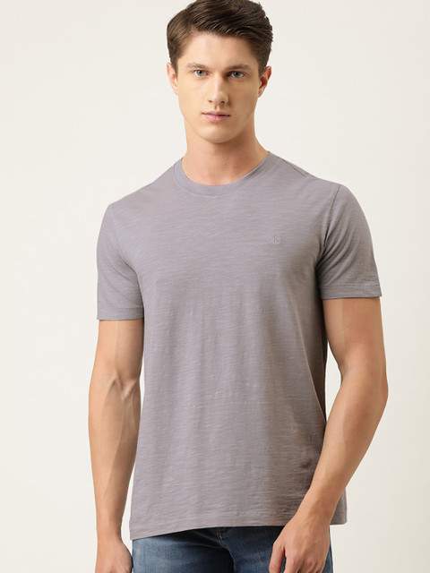 

Calvin Klein Jeans Men Grey Solid Round Neck T-shirt