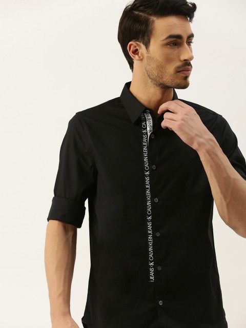 

Calvin Klein Jeans Men Black Solid Slim Fit Casual Shirt