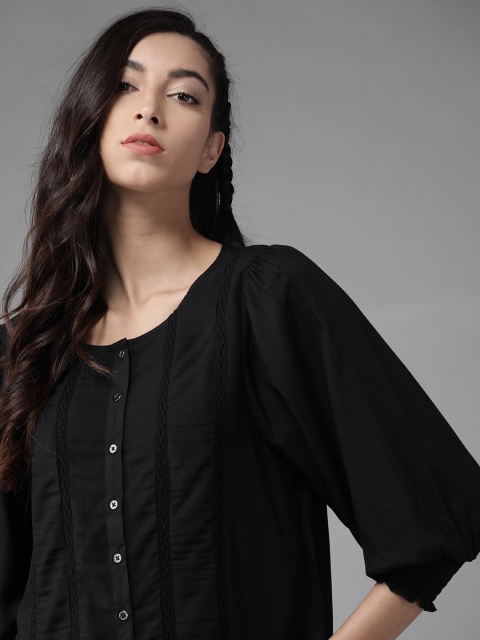 

The Roadster Lifestyle Co Black Pure Cotton Solid Puff Sleeves Regular Top
