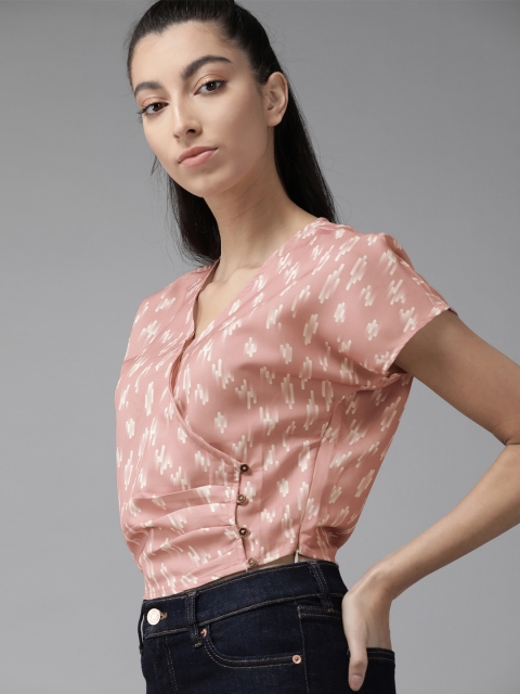 

Roadster Dusty Pink & Off White Geometric Printed Sustainable Recycled Poly Wrap Crop Top