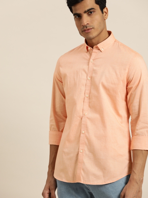 

INVICTUS Men Peach-Coloured Solid Pure Cotton Regular Fit Casual Shirt