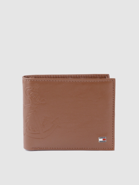 

Tommy Hilfiger Men Brown Anchor Textured Leather Two Fold Wallet