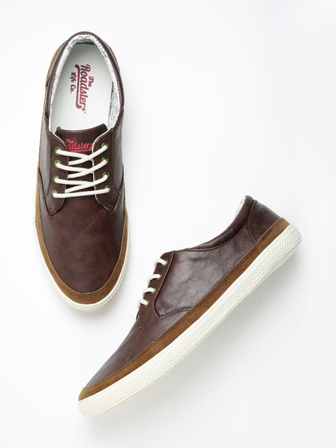 

Roadster Men Brown Sneakers