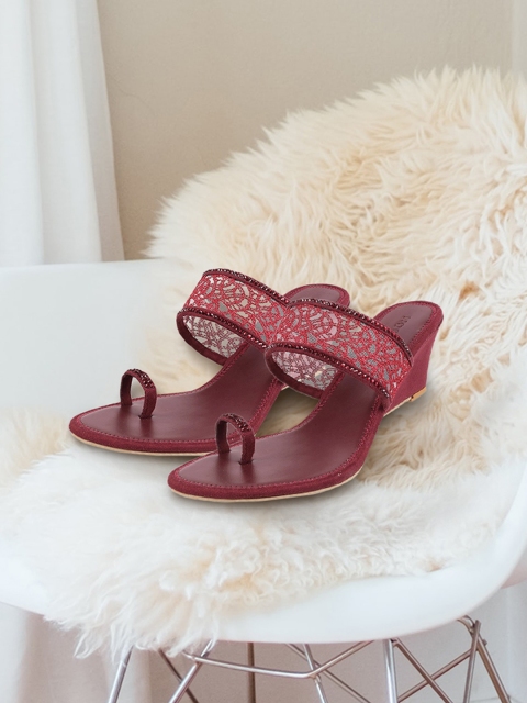 

Mochi Women Maroon Embellished Wedges