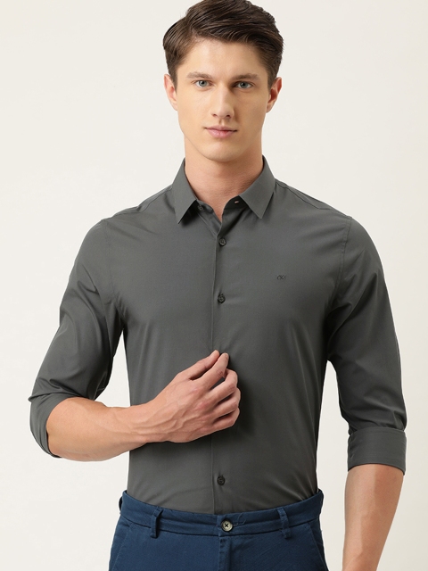 

Calvin Klein Jeans Men Charcoal Grey Slim Fit Solid Smart Casual Shirt
