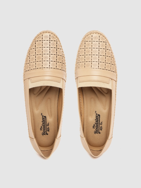 

The Roadster Lifestyle Co Women Beige Laser Cut Ballerinas