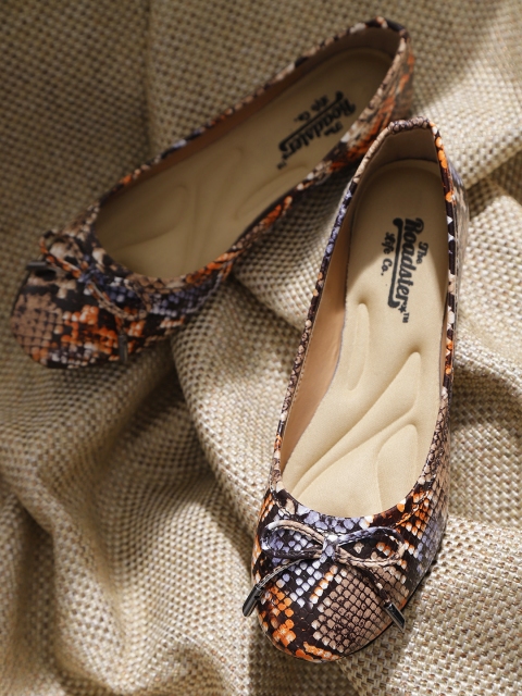 

Roadster Women Coffee Brown & Beige Snakeskin Textured Ballerinas