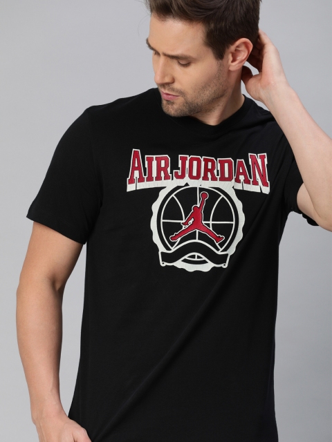 

Nike Men Black Standard Fit Printed Round Neck Active T-shirt