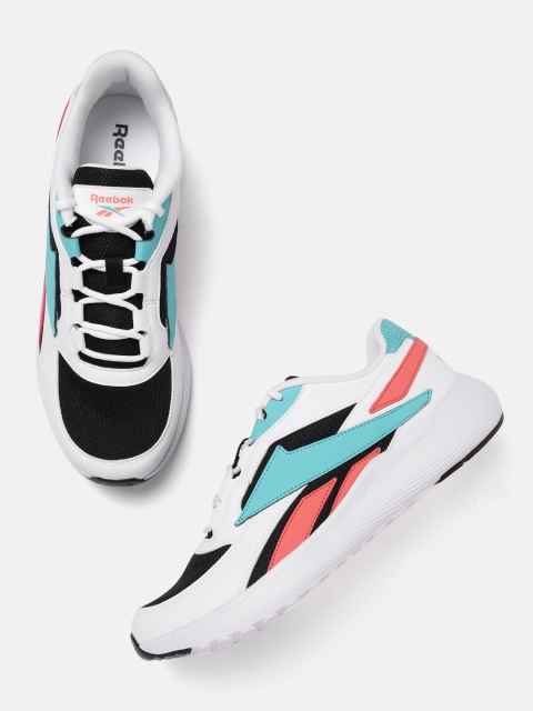 

Reebok Classic Men Black & White Evader Colourblocked Sneakers