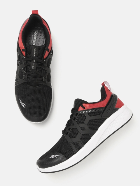 

Reebok Men Black & Red Woven Design Gusto Highworth Running Shoes