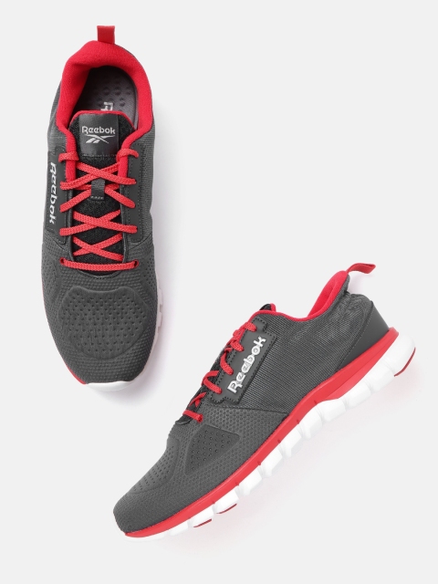 

Reebok Men Grey Aim Woven Design Running Shoes