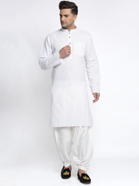 

MAXENCE Men White Solid Kurta with Salwar