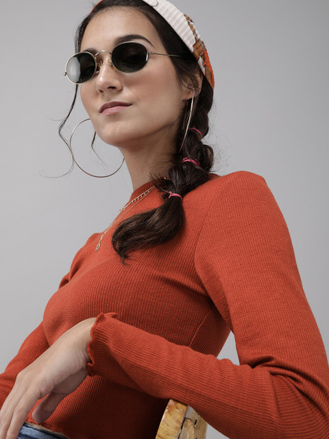 

ONLY Coral Red Fitted Knitted Crop Top
