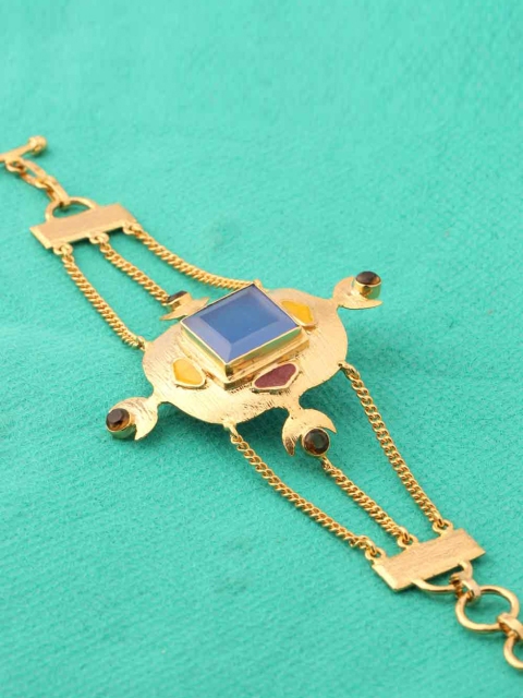 

Voylla Trad Rad Gold-Toned Bracelet