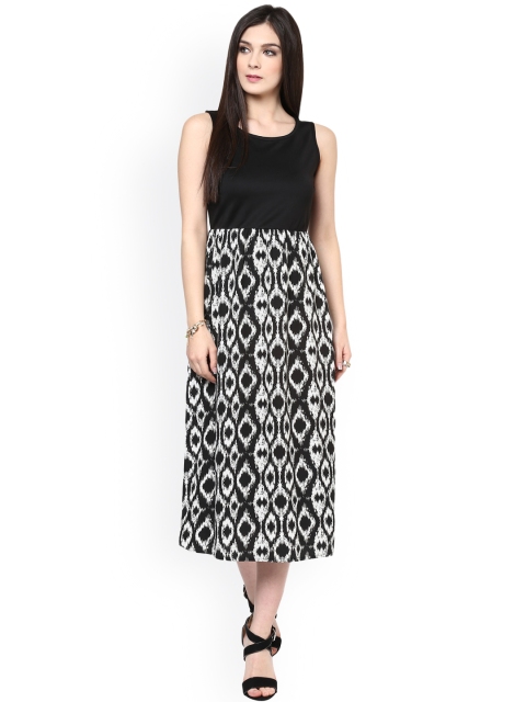 

Zima Leto Black Printed Midi Dress