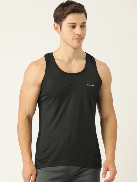 

Sweet Dreams Men Black Self-Checked Scoop Neck Workout T-shirt