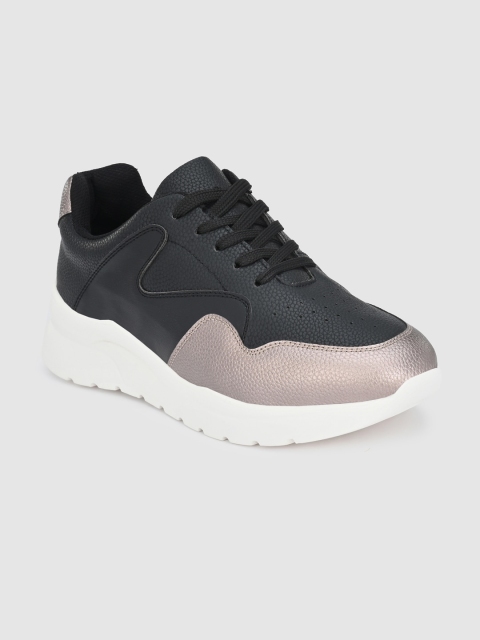 

The Roadster Lifestyle Co Women Black & Nude-Coloured Colourblocked Sneakers