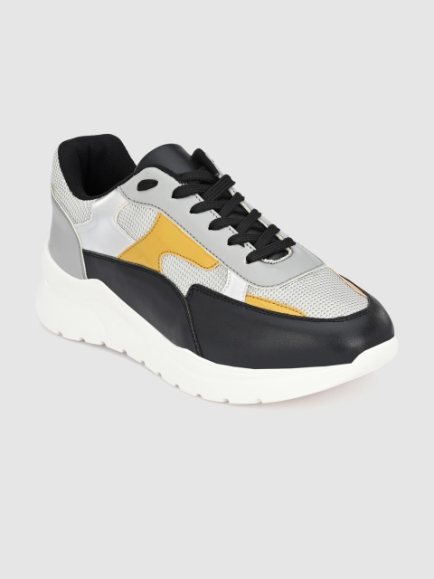 

The Roadster Lifestyle Co Women Black & Grey Colourblocked Sneakers